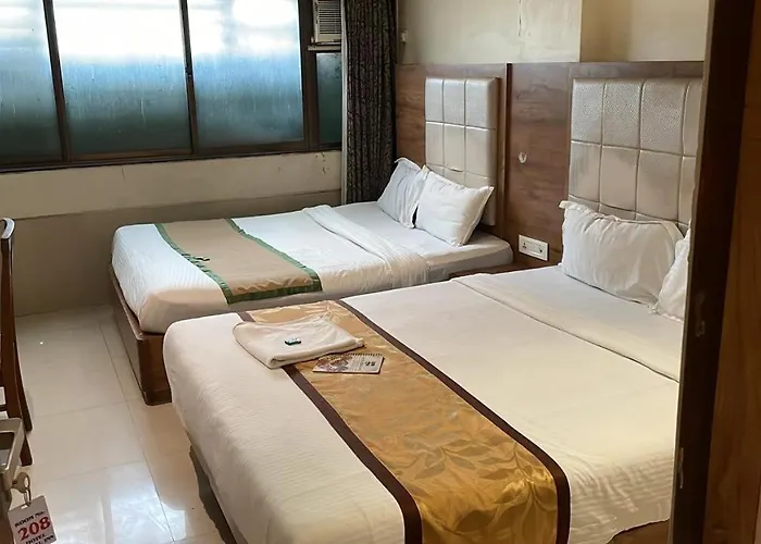 Glitz Hotels Regal International - Nr International Airport Mumbai